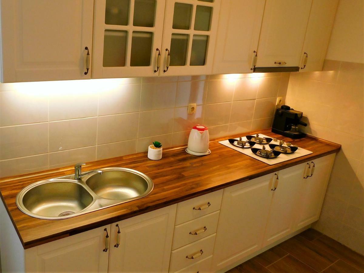Holiday Home Tuta Polaca Exterior photo